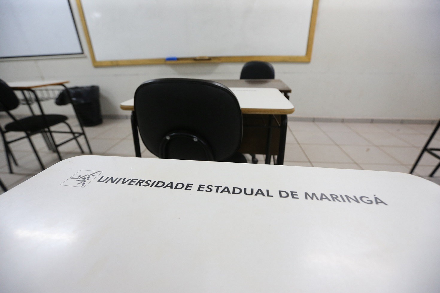 Após 10 anos, UEM volta a contratar professor por concurso público