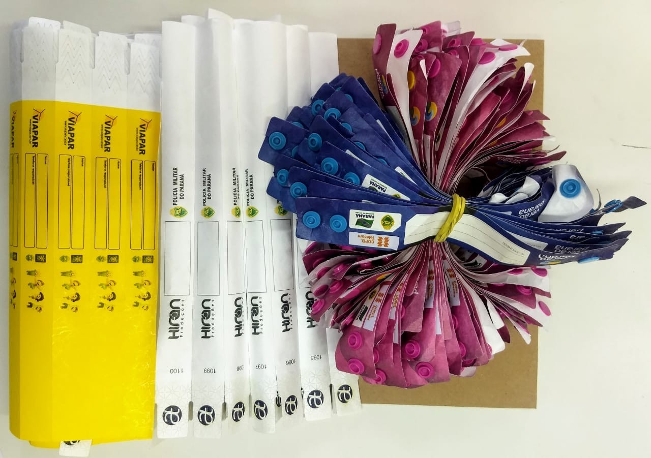 Polícia orienta pais sobre cuidados com os filhos durante passeios de Natal