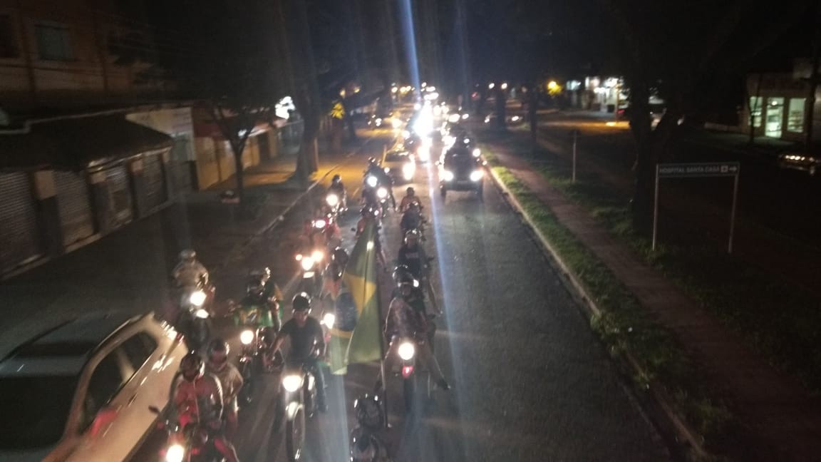 Carreata em comemoração a Bolsonaro é realizada em Maringá