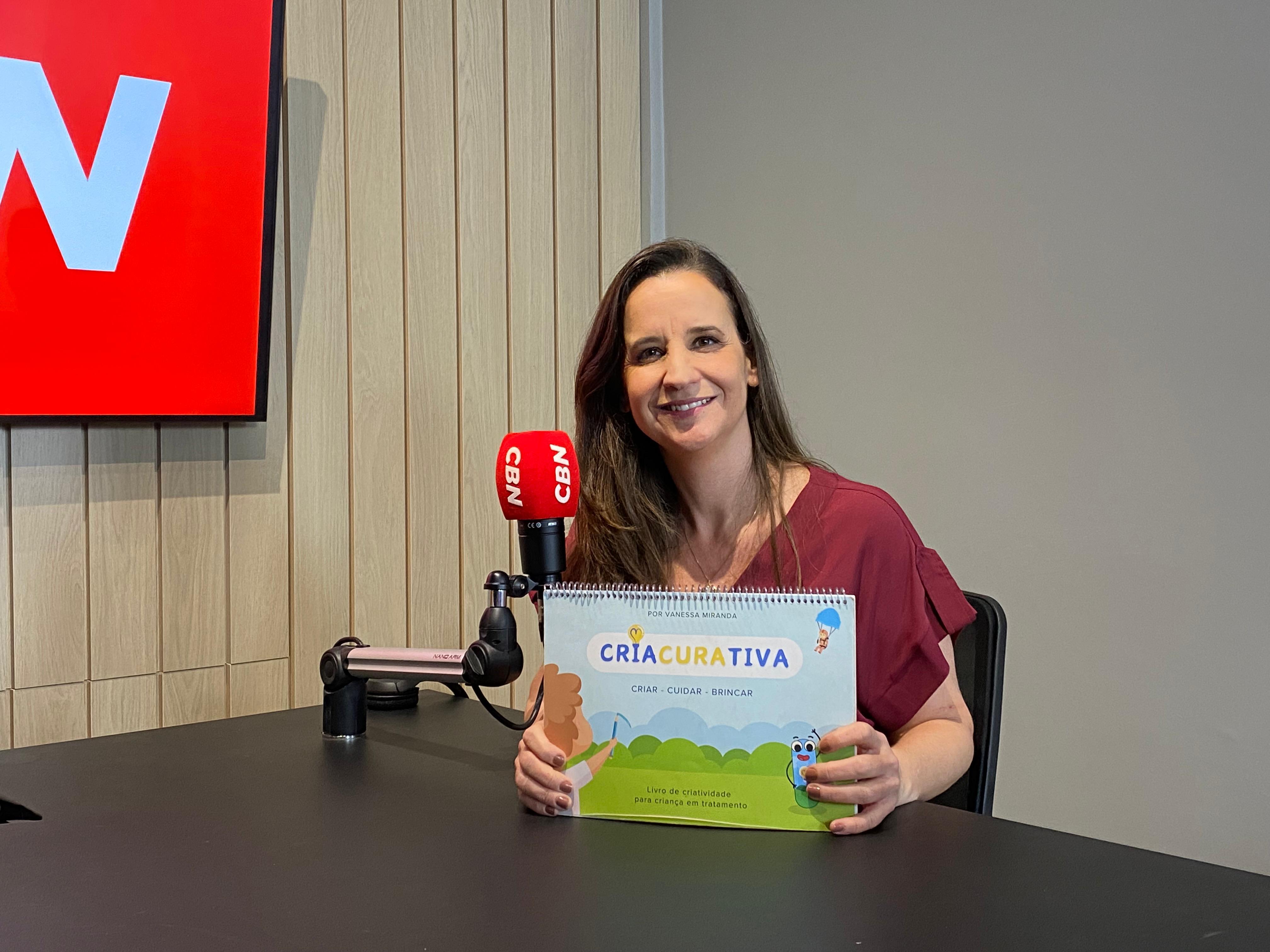 Livro de criatividade para crianças será distribuído em hospitais de Maringá