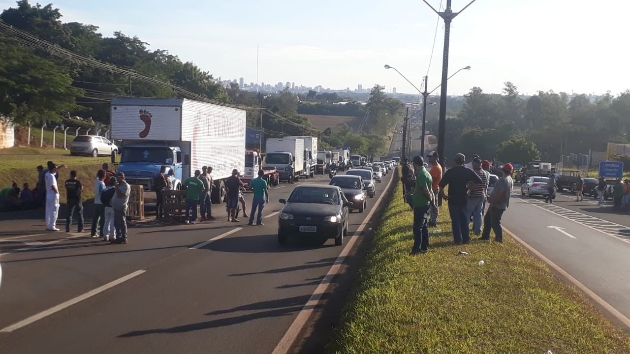 ACIM propõe debate sobre tamanho do Estado e Fiep calcula prejuízo de meio bilhão de reais por dia