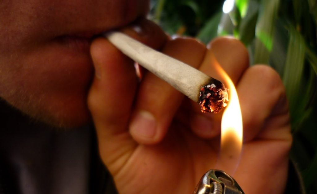 Drogas e juventude em debate