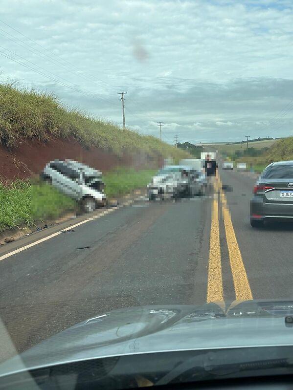 Duas pessoas morrem em acidente na PR-317 próximo à ponte do Rio Ivaí