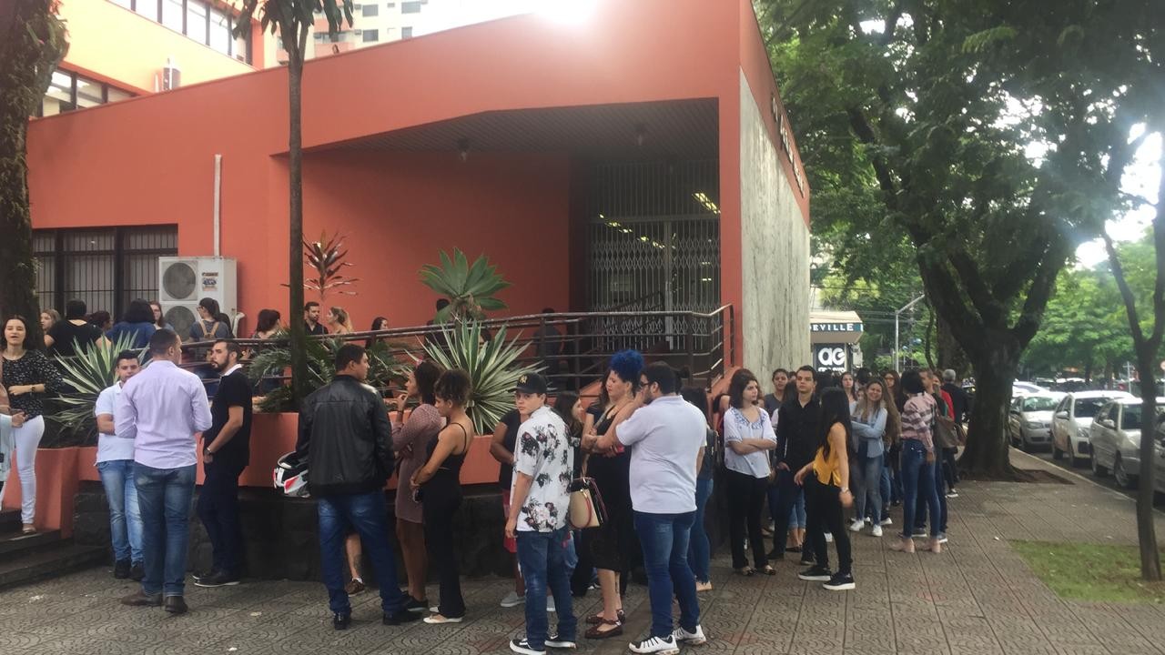 Começa daqui a pouco o julgamento de Roneys Fon Firmino