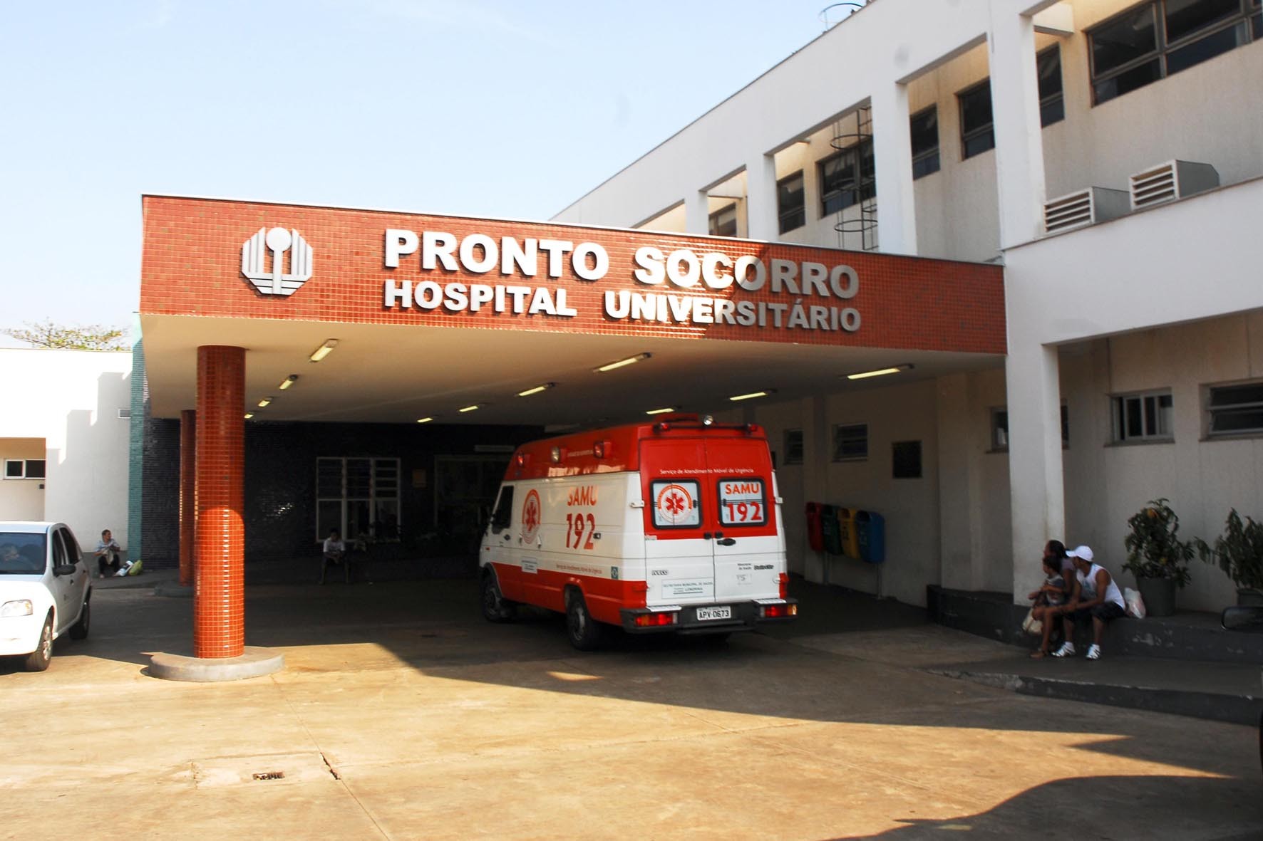 Hospital Universitário de Londrina reativa 40 leitos Covid-19