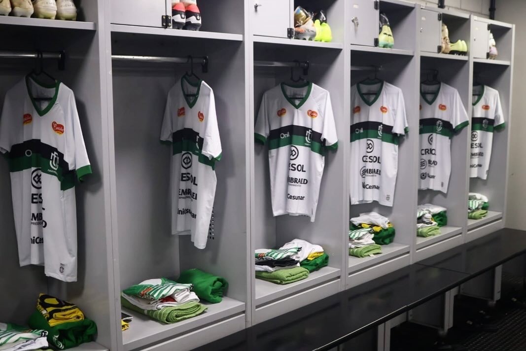 Maringá FC anuncia saída e chegada de jogadores para Série D