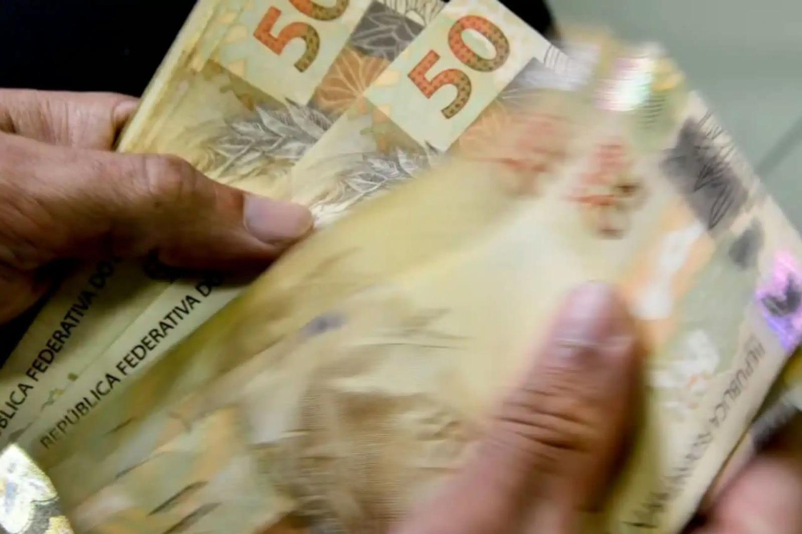 Dívidas diminuem, mas maioria dos paranaenses segue sem reserva