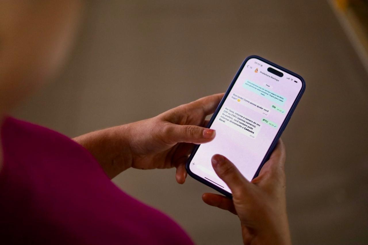 Maringaenses podem solicitar boleto do IPTU por chatbot no WhatsApp