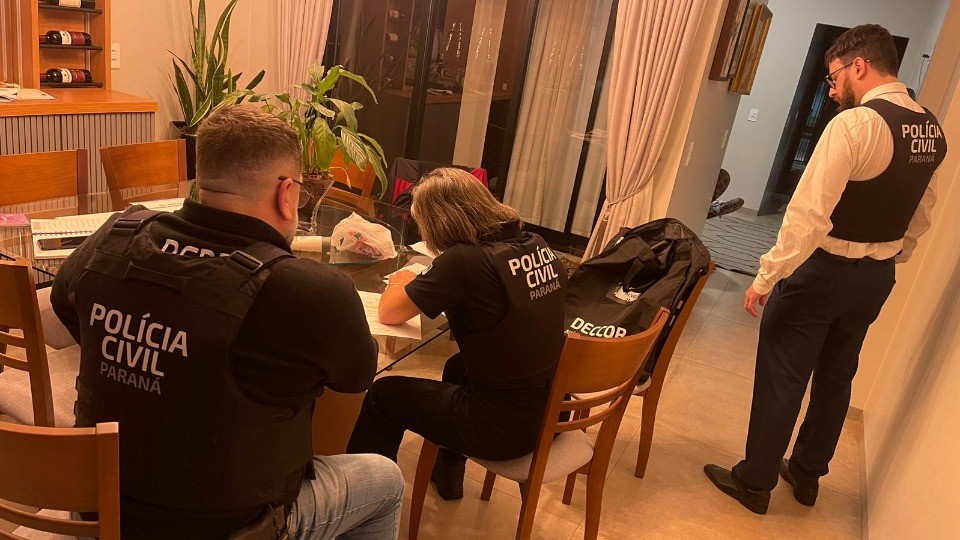 PC deflagra operação na Câmara Municipal e na Prefeitura em Santa Helena