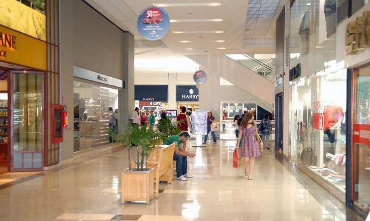 Decreto detalha reabertura de shoppings e igrejas em Maringá