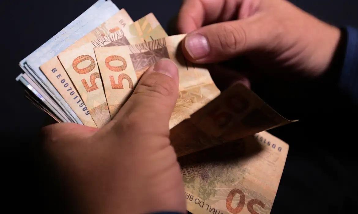 13º irá injetar mais de R$ 500 mi na economia local