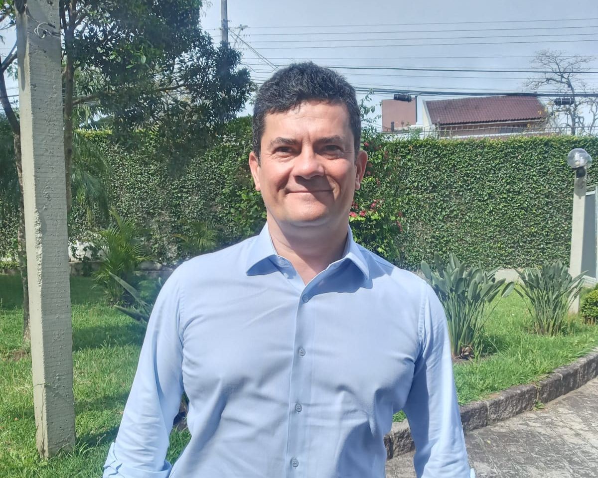 “Vitória será apertada”, acredita Sérgio Moro; senador eleito votou em Curitiba