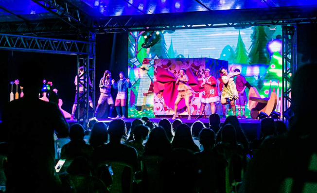 Espetáculo Natal Mágico tem apresentação nesta sexta-feira (2)