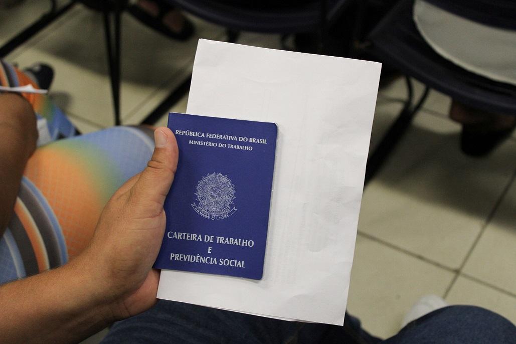 Maringá inicia a semana com mais de 1.100 vagas de emprego