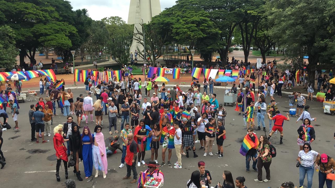 Depois de dois anos, Parada LGBT volta a ser realizada em Maringá