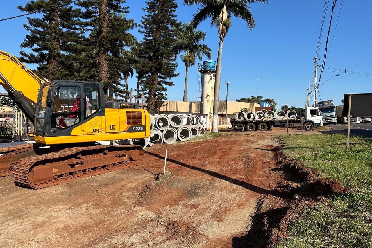 Começam as obras do trevo do Catuaí em Maringá