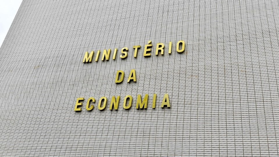 Ministério da Economia abre 590 vagas para cargos de níveis médio, técnico e superior