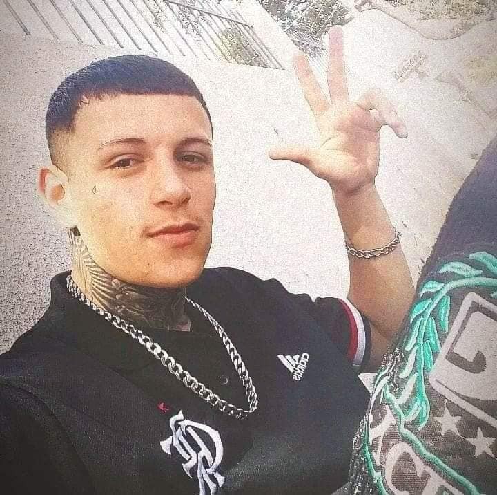Câmera de segurança flagra momento em que jovem é assassinado na Zona 7