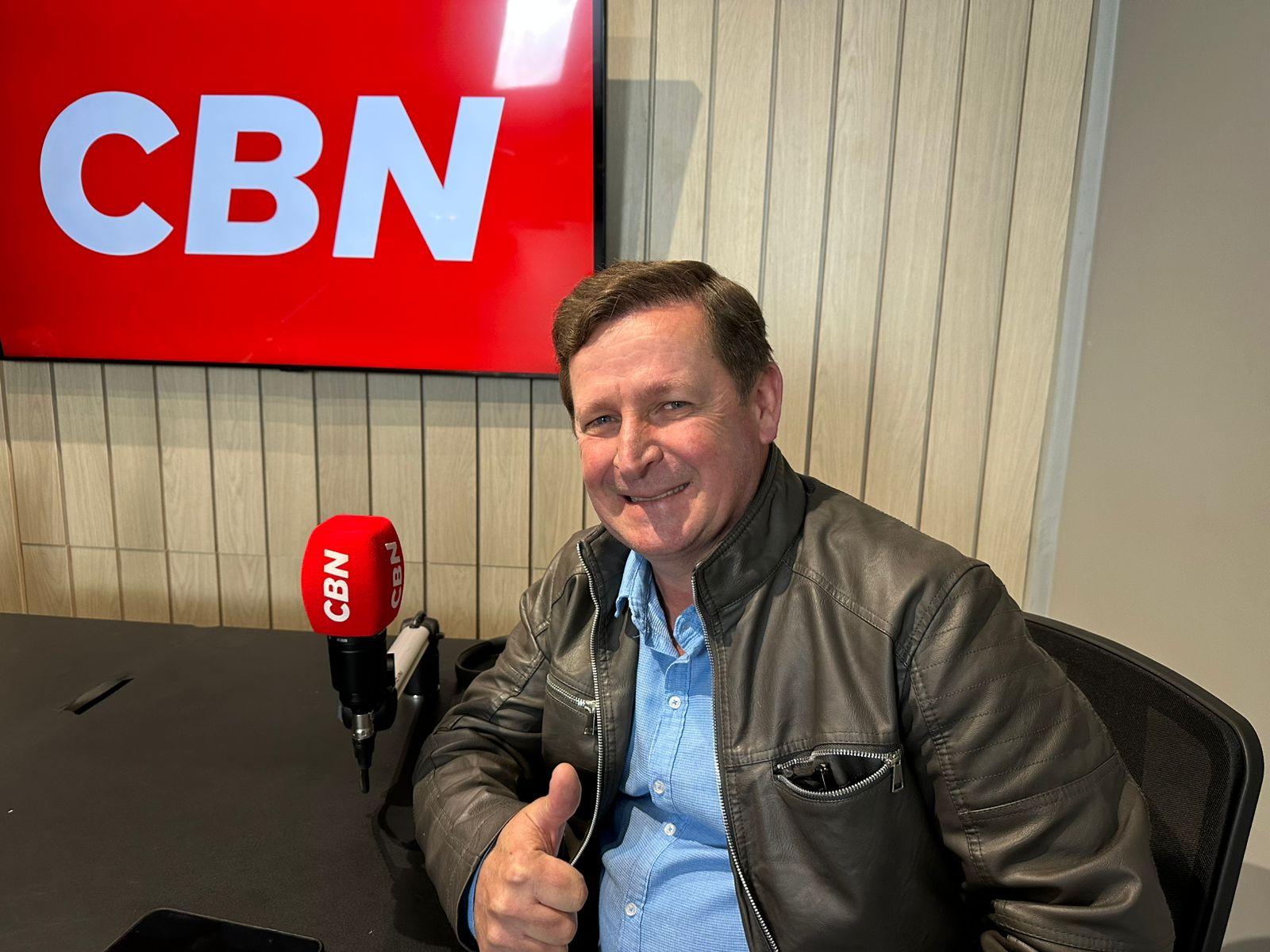 Deputado federal Elton Welter anuncia verba para saúde em visita à região