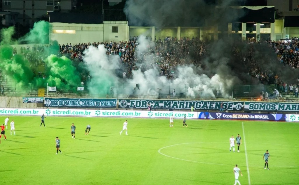 Torcida do Maringá quer barrar torcedor com camisa de outro time