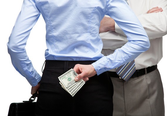 Infidelidade financeira pode prejudicar o casamento?