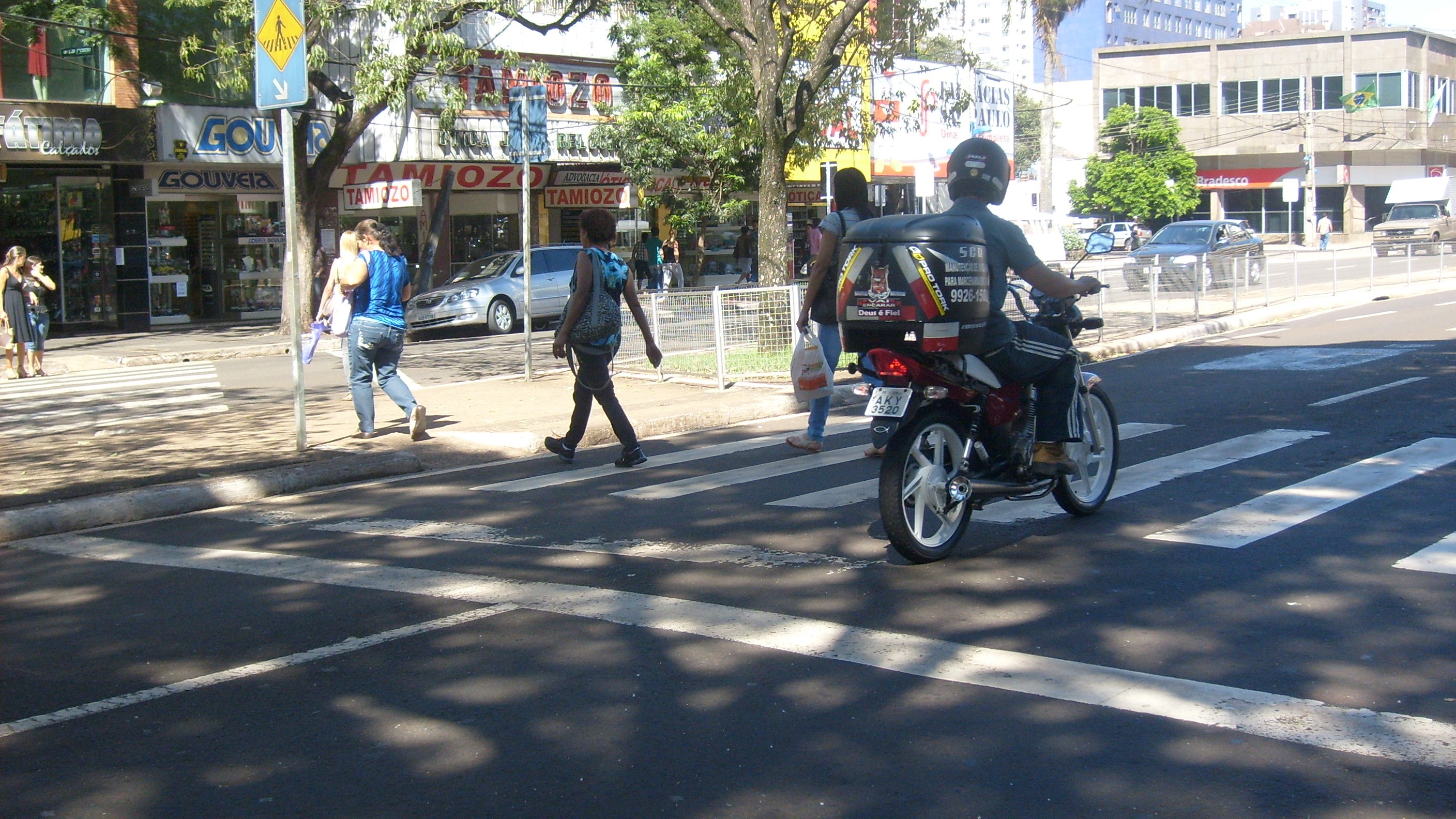 Quase 75% das mortes no trânsito são de pedestres e motociclistas