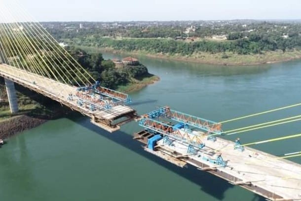 Ponte da Integração ligando o Brasil ao Paraguai, está com 90% das obras executadas