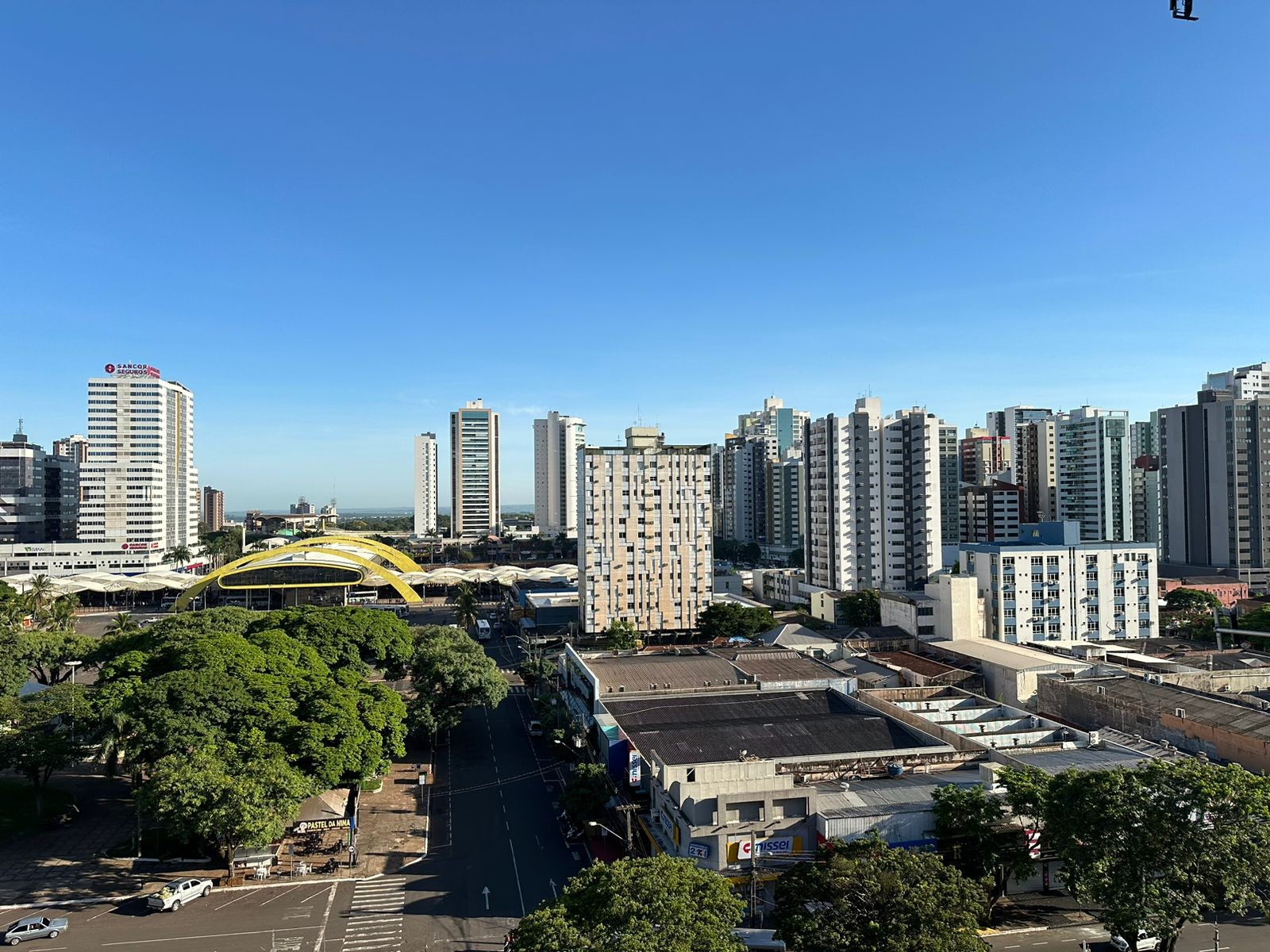 Calor se intensifica em Maringá nesta sexta-feira (15); fim de semana terá máxima de 36º C