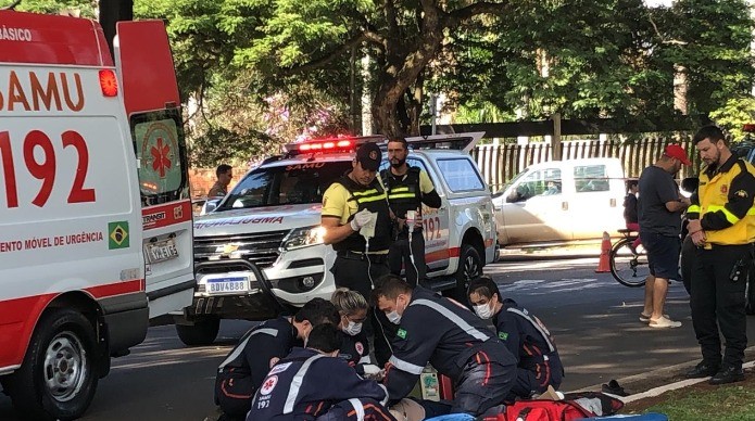 Mulher morre após ser atropelada na Avenida Tuiuti, em Maringá
