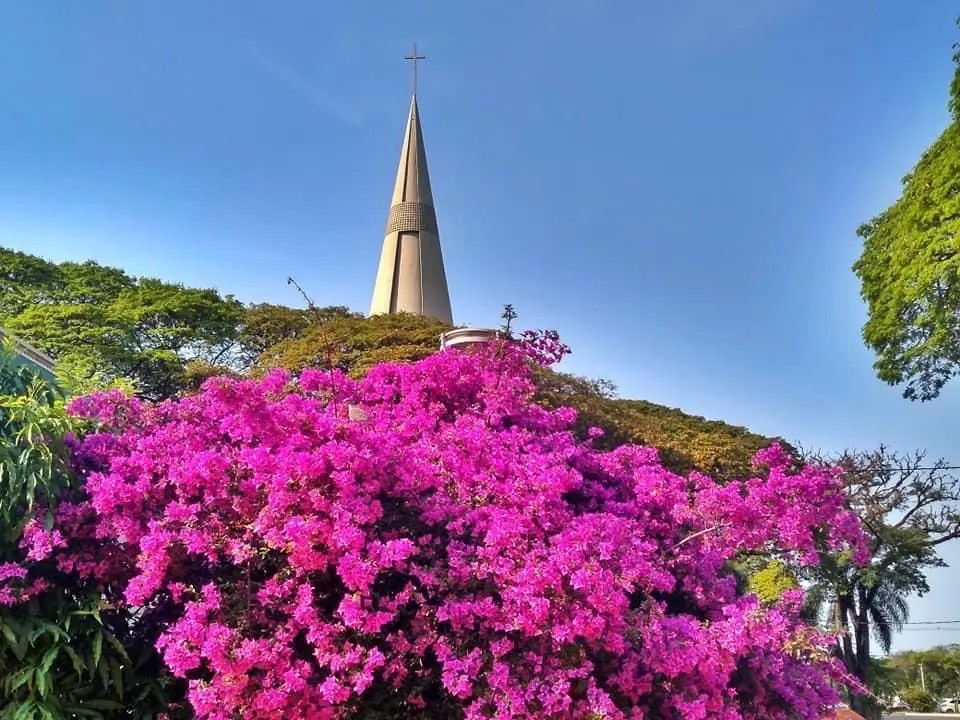 Tempo segue estável nesta quarta-feira, com máxima de 30°C em Maringá