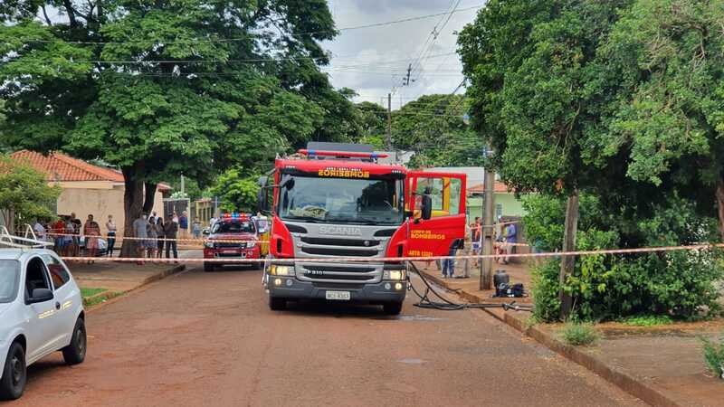 Morador morre carbonizado durante incêndio em Maringá