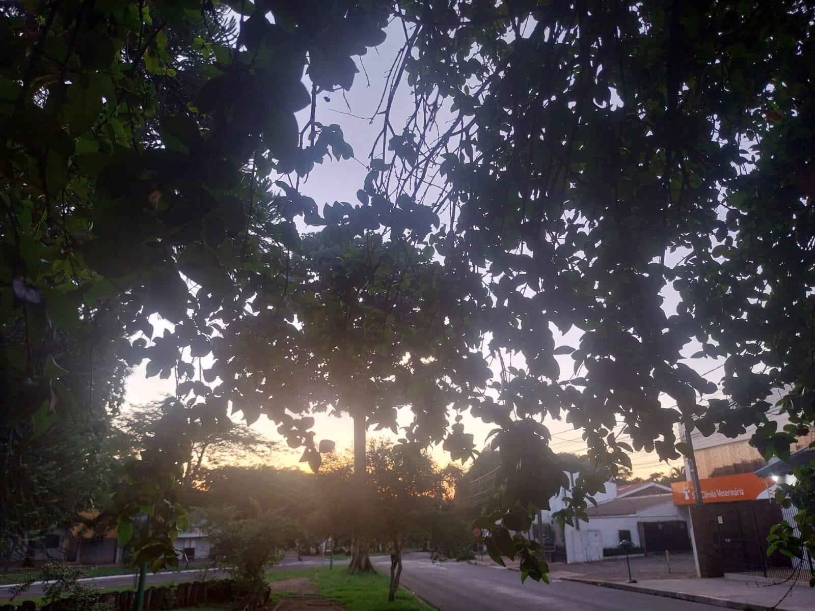 Confira a previsão do tempo para esta terça-feira de carnaval