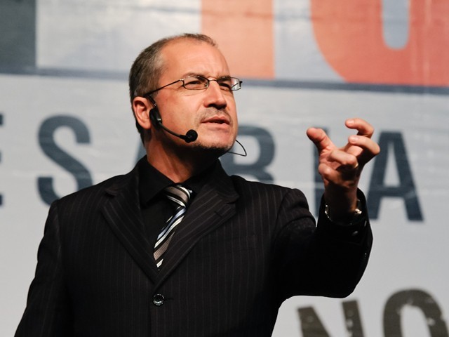 “Precisamos sair mais leves desta crise”, afirma consultor