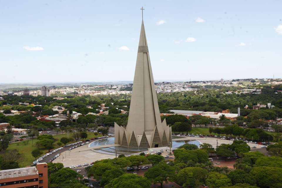Catedral faz campanha para arrecadar recursos e concluir templo