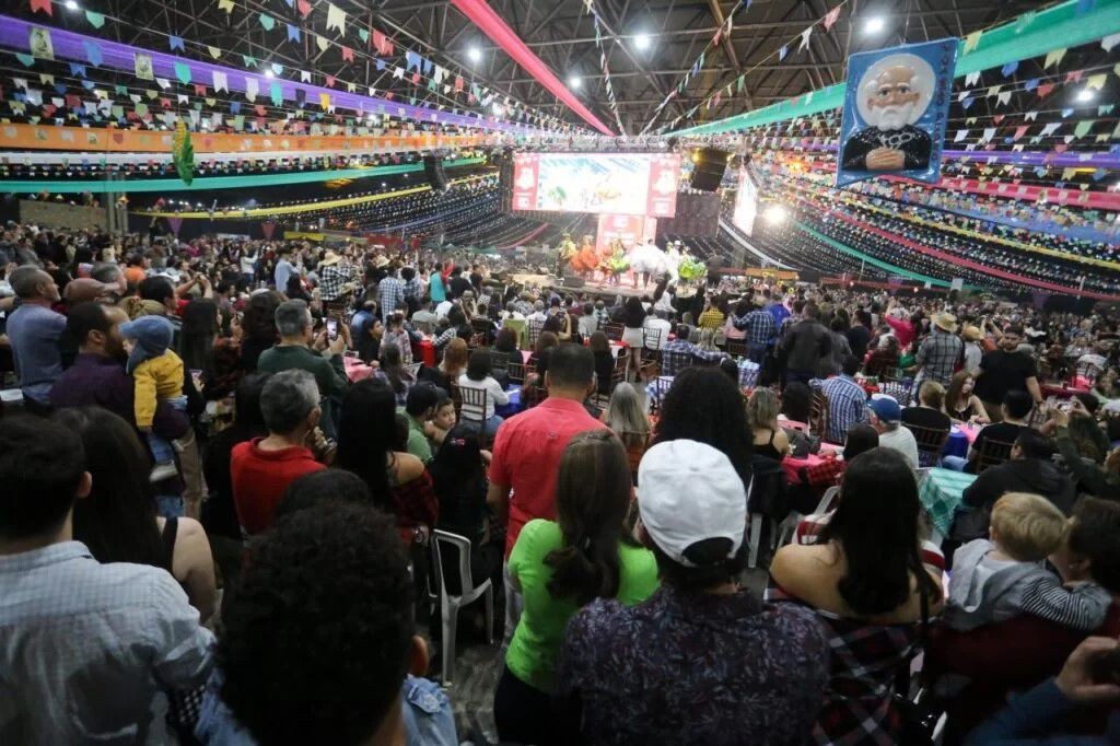 Sociedade Rural de Maringá prepara maior São João do Sul do Brasil