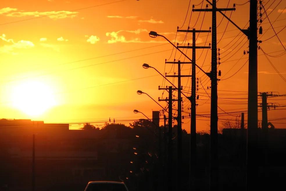 Confira dicas para diminuir o consumo de energia no verão