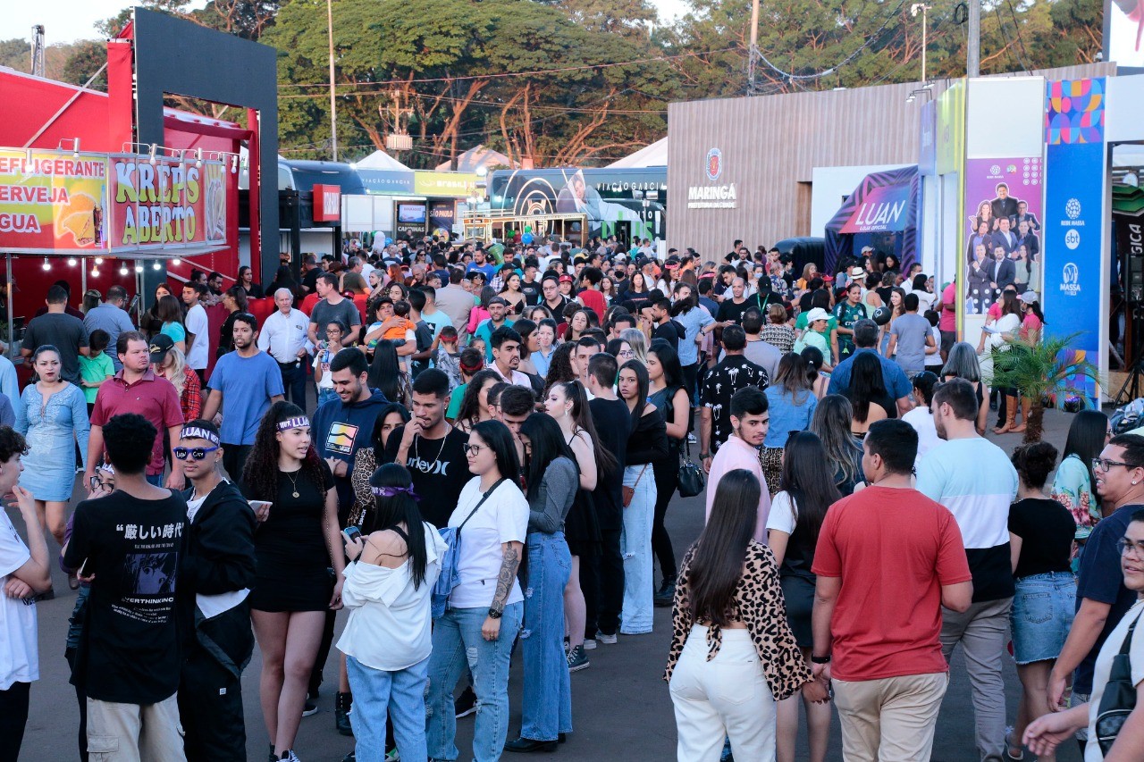 Com visita de Bolsonaro, Expoingá terá mais um dia de portões abertos