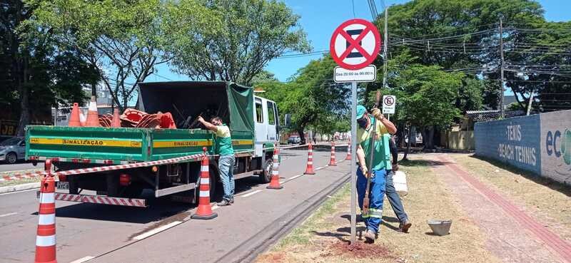 Após tiroteio, Prefeitura proíbe estacionamento na Petrônio Portela