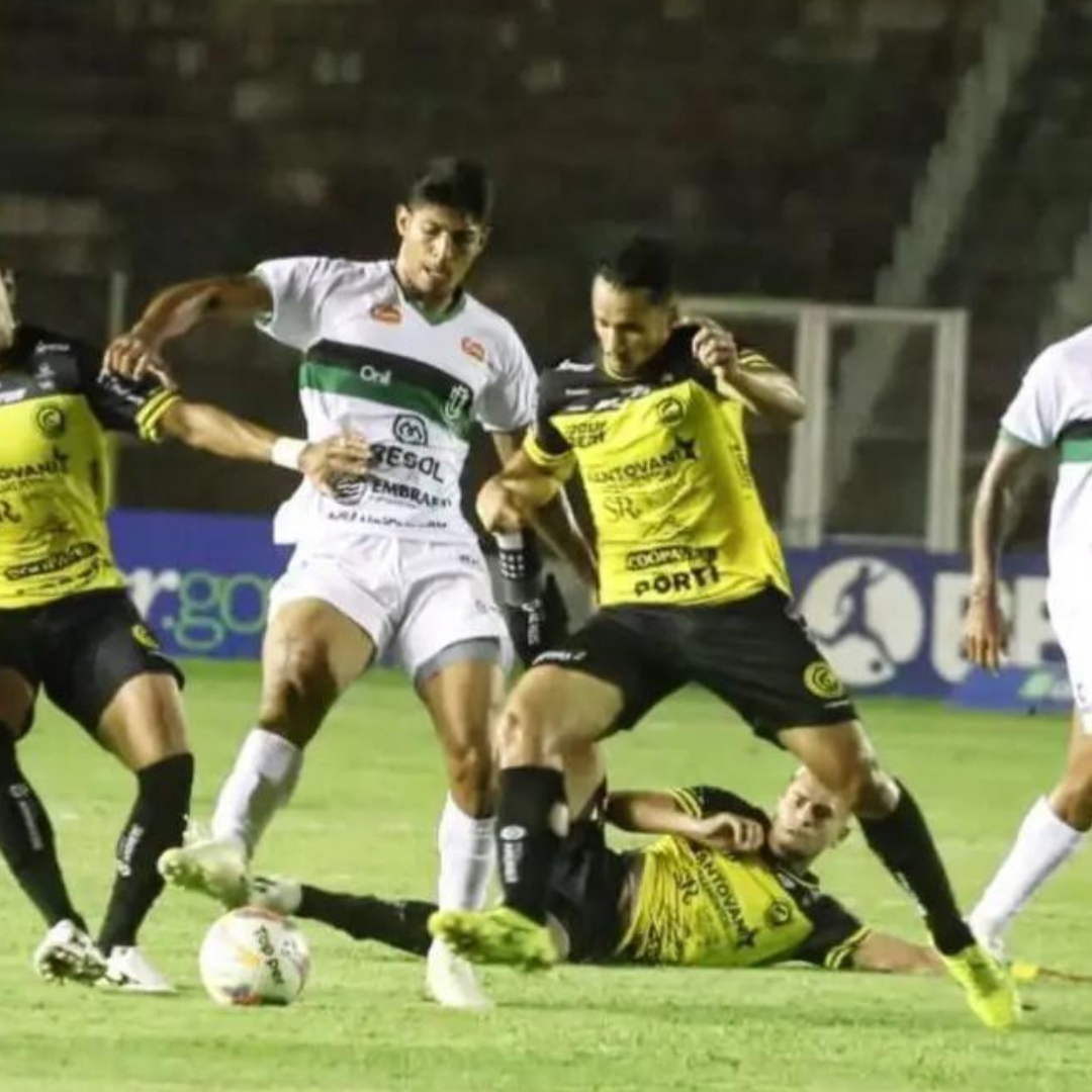 Maringá FC joga mal e é derrotado pelo Cascavel no primeiro jogo das quartas de final do Paranaense