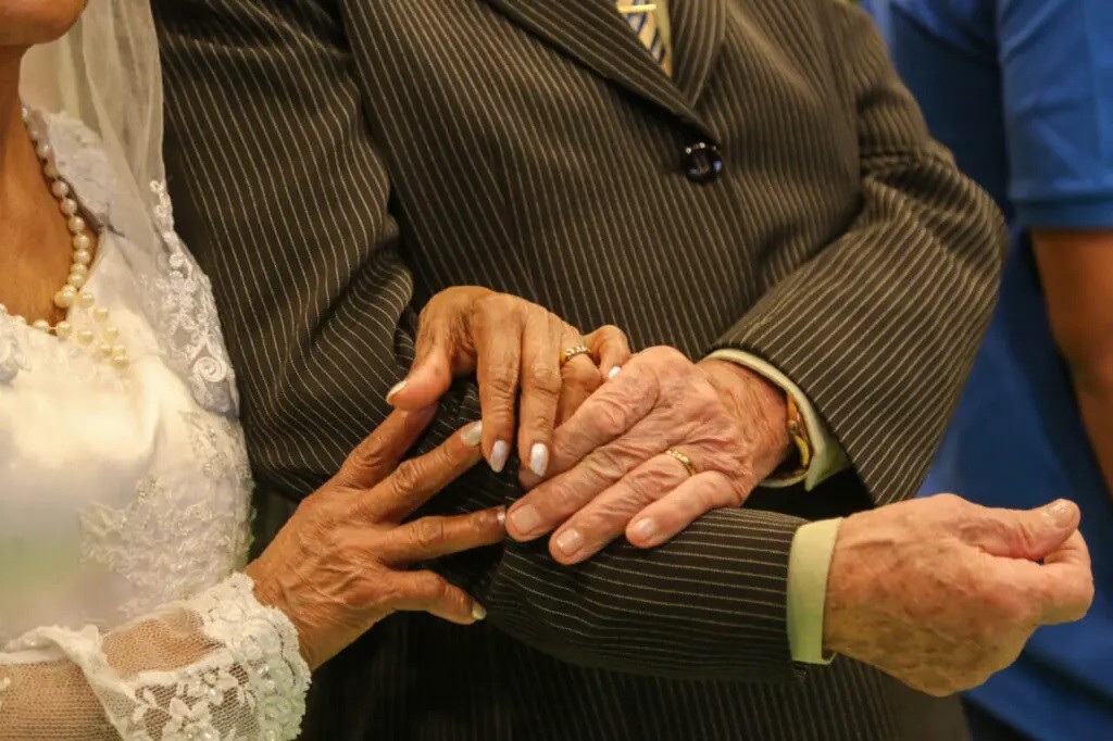 Inscrições para casamento comunitário em Maringá são prorrogadas