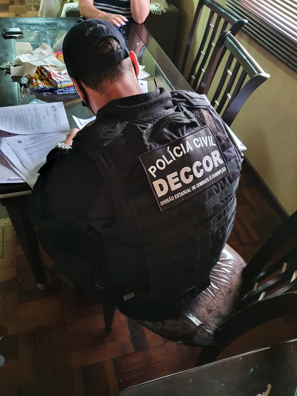 Divisão Estadual de Combate à Corrupção prende 16 pessoas no Paraná e no Pará