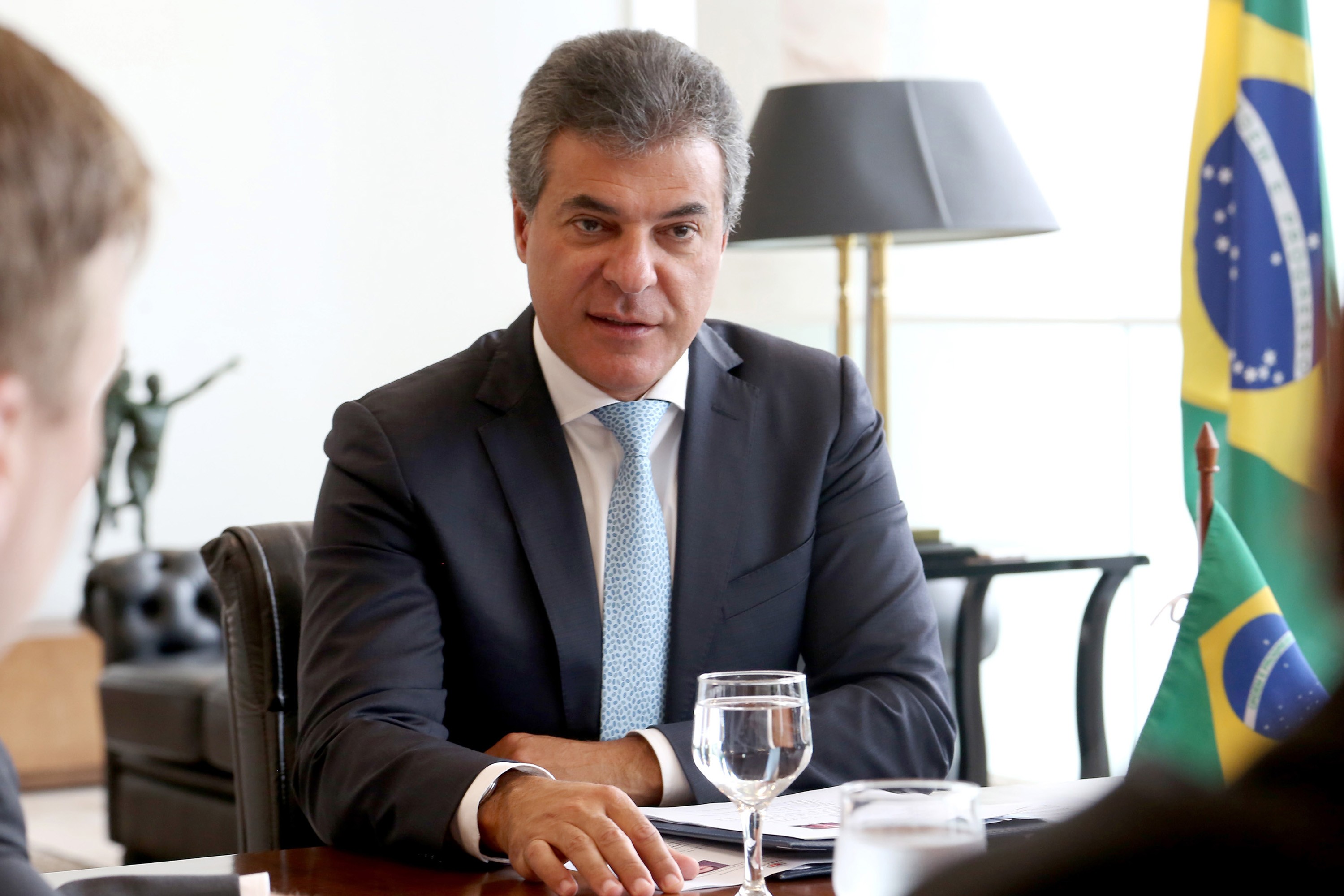 Cida é jeitosa e tem capacidade para administrar, diz Beto Richa