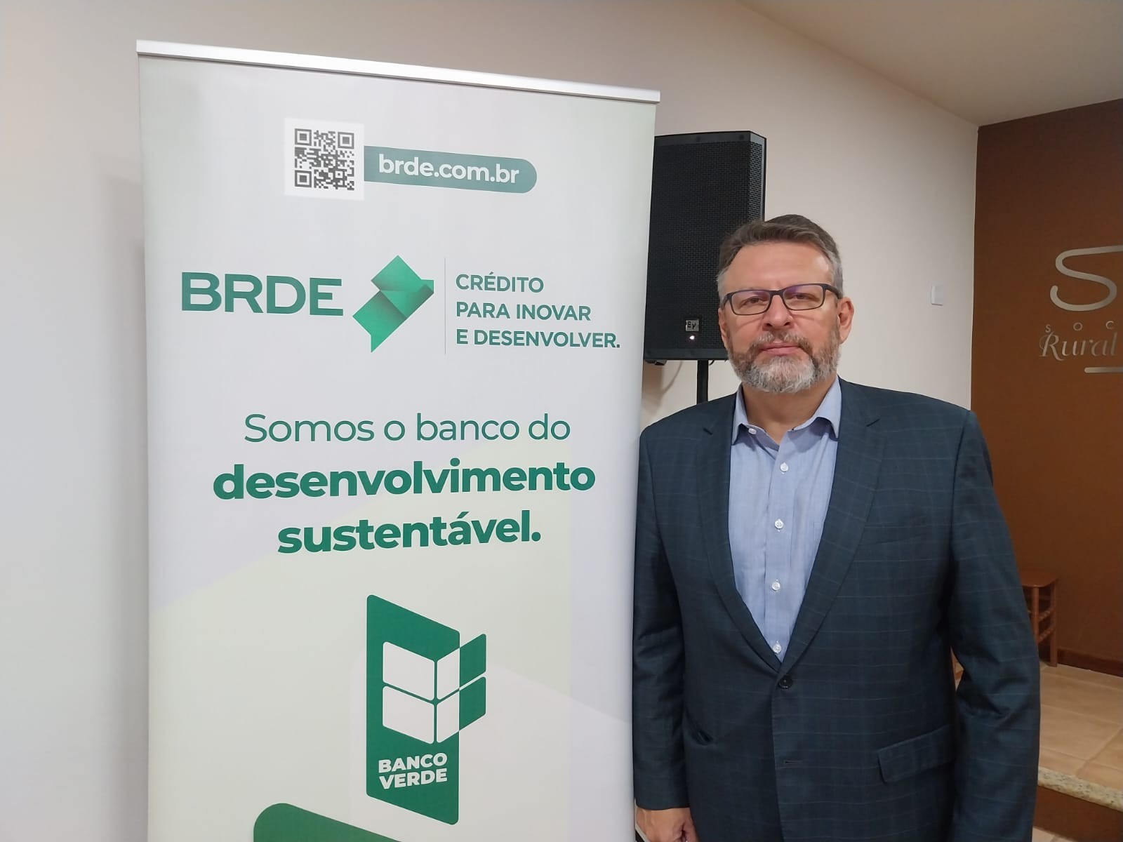 BRDE assina convênio com Acim e contratos com cooperativas