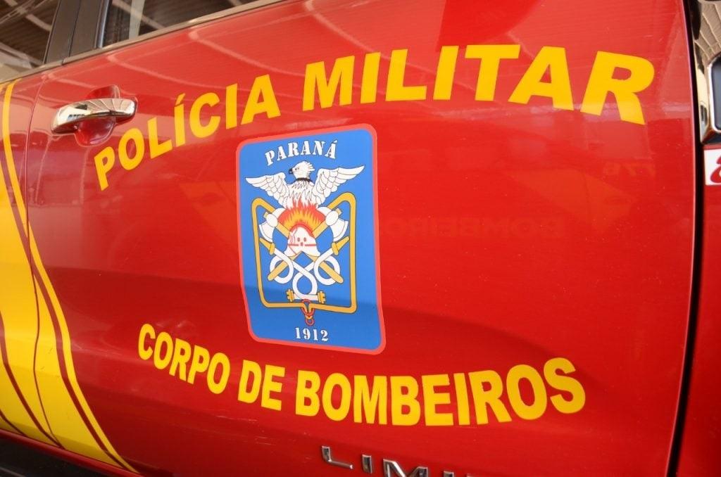 Mulher é esfaqueada durante assalto em ponto de ônibus em Maringá