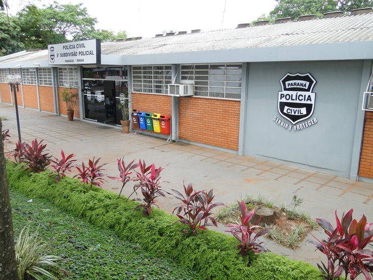 Dois presos são encontrados mortos em carceragem de delegacia