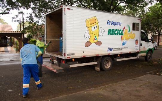 Coleta seletiva volta ao normal em Maringá