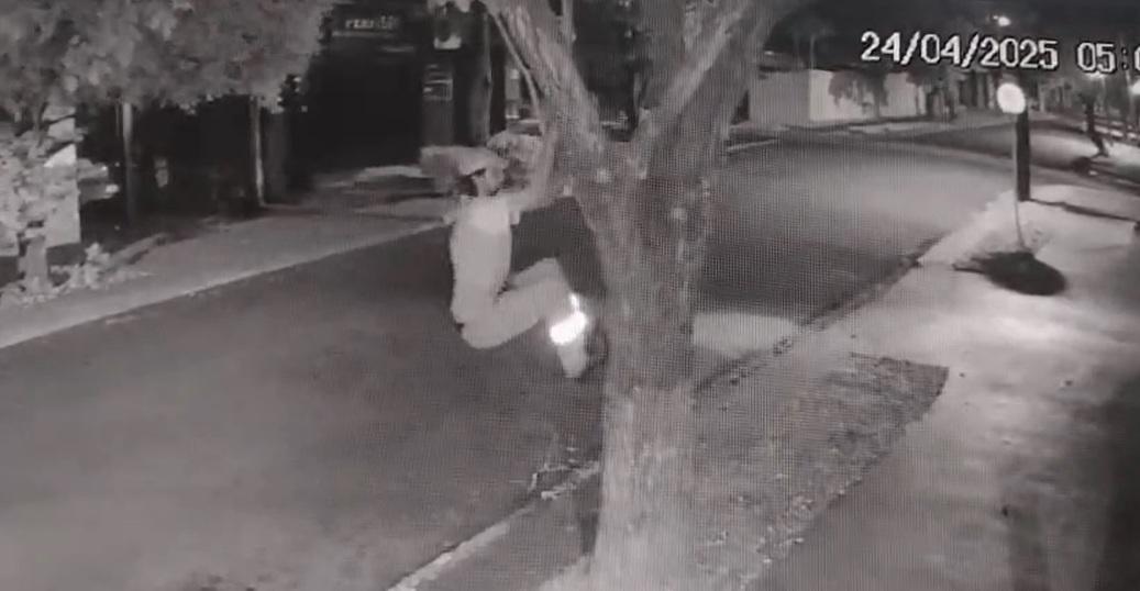 Polícia Civil prende homem que usava uniforme de gari para furtar fios