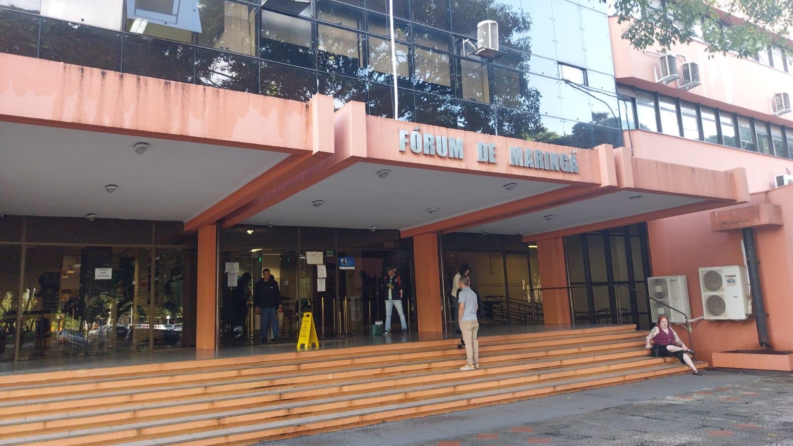 Começa júri popular de acusado de matar a ex-mulher, que era professora em Maringá