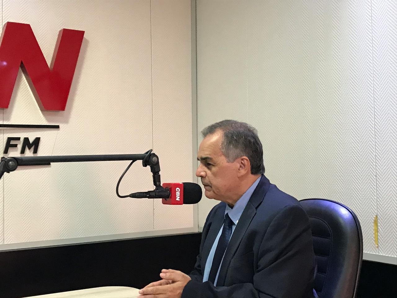 “País deveria se preocupar com a qualidade dos médicos formados”