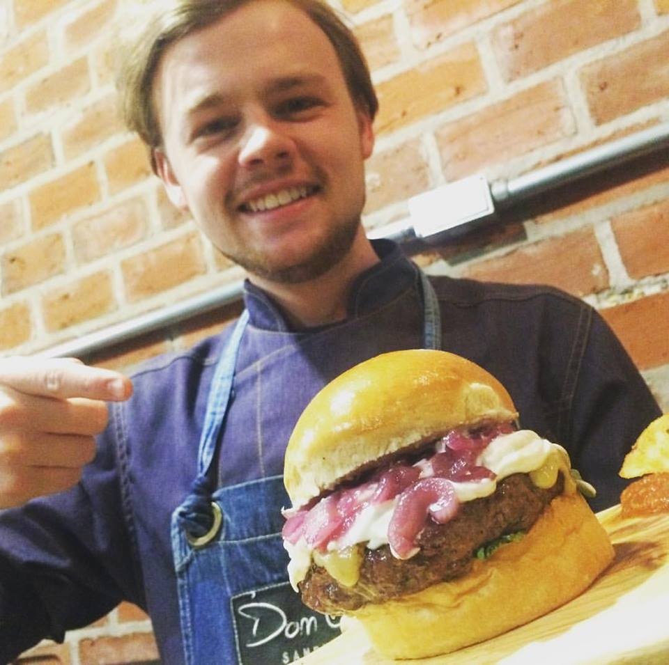 Hambúrguer maringaense é finalista de programa na TV